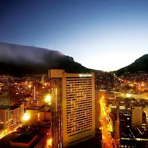 https://southern-sun-cape-sun.hotels-capetown.com