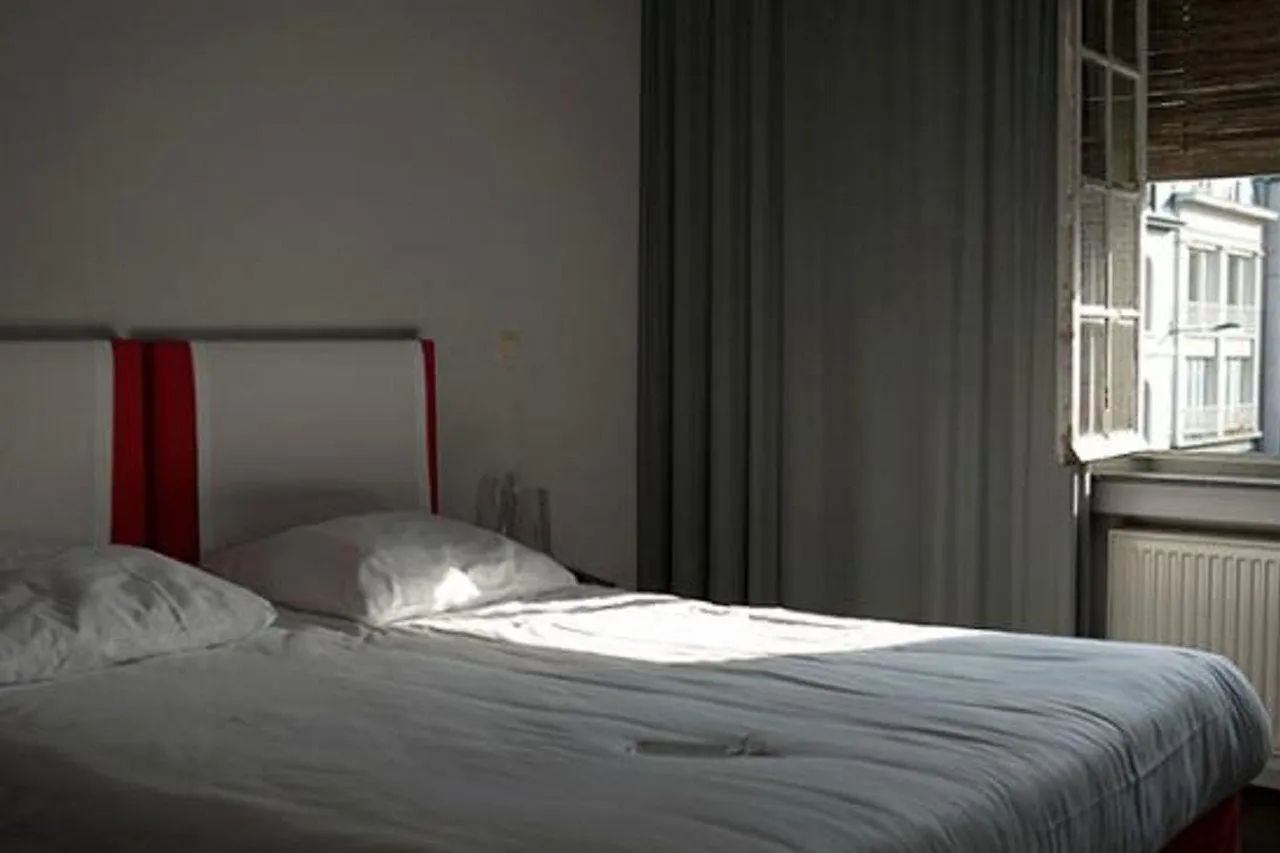 Monty Small Design Hotel Woluwe-Saint-Lambert 2*,